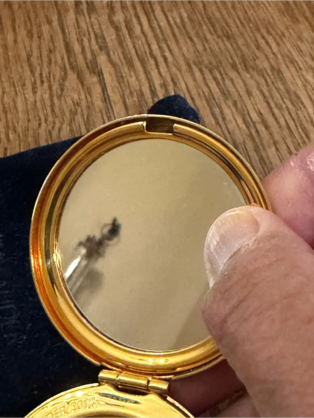 Estee Lauder Vintage Gold “Cheers” Mini Compact Powder Case
